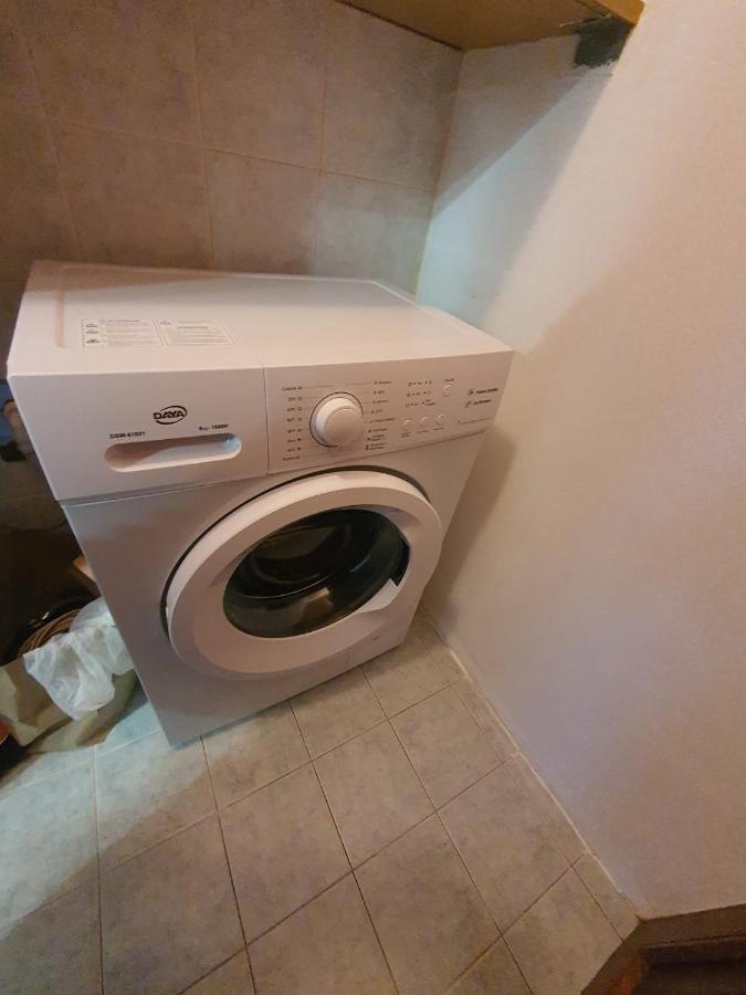 קנוביו Rosso Apartment מראה חיצוני תמונה