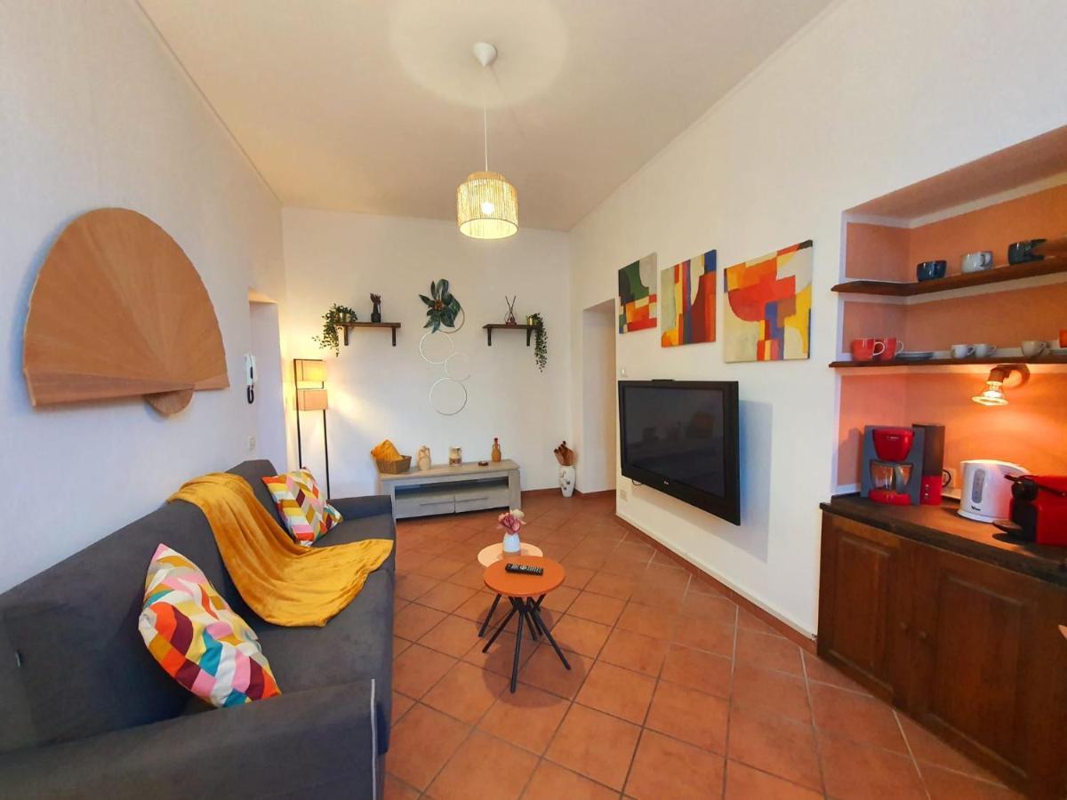 קנוביו Rosso Apartment מראה חיצוני תמונה