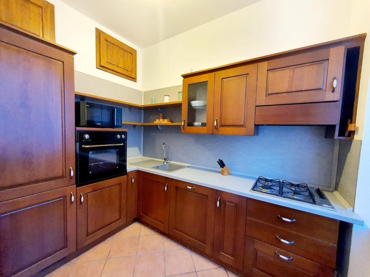 קנוביו Rosso Apartment מראה חיצוני תמונה